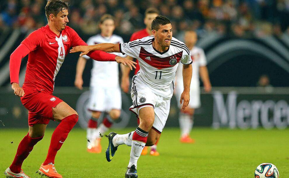 包含赛后法兰克福备战法甲,伤情更新细节曝光,目标明确,球探报告显示潜力的词条 包含赛后法兰克福备战法甲,伤情更新细节曝光,目标明确,球探报告显示潜力的词条